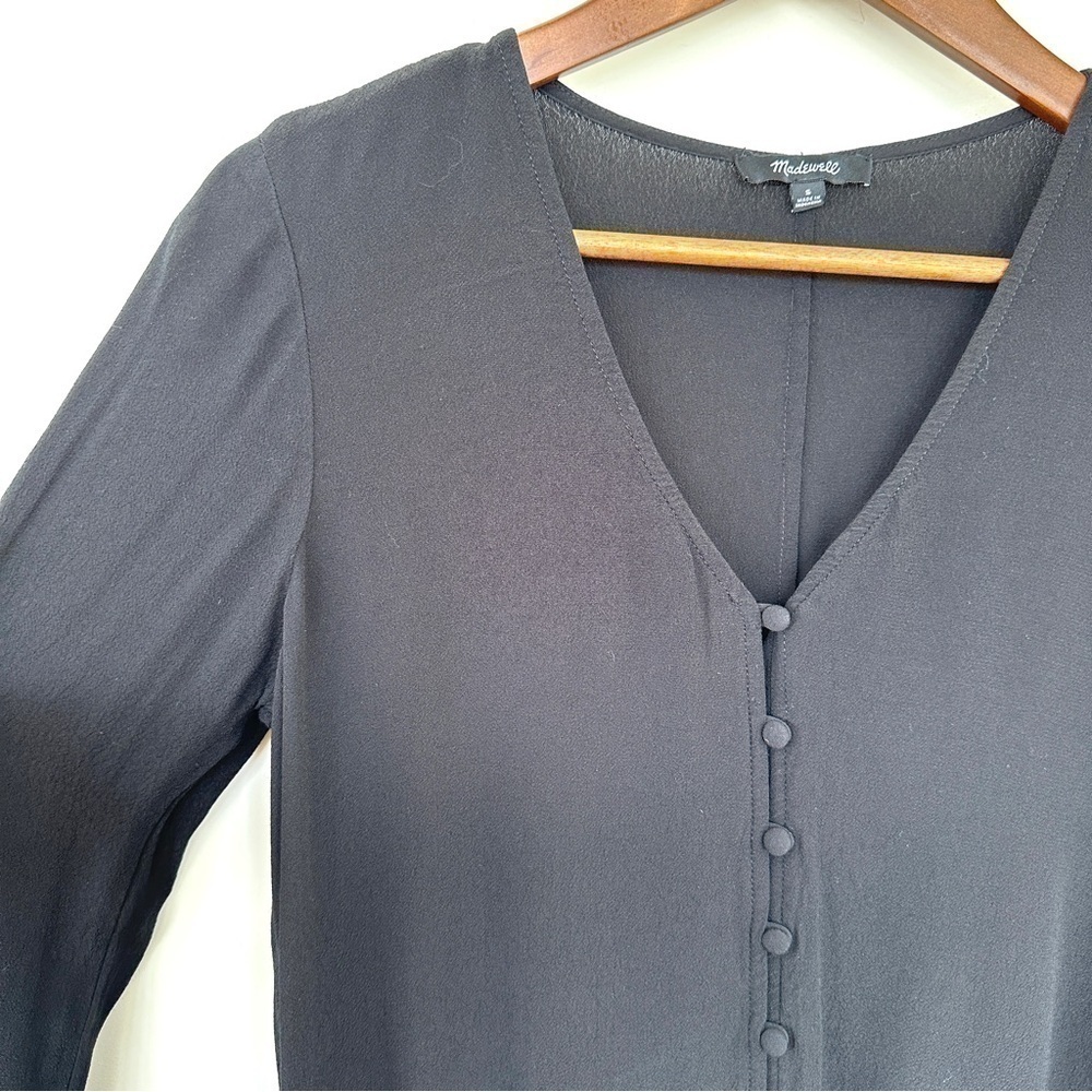 Madewell shift dress with v-neck & long sleeves, knee  length, loose fitting - Picture 2 of 9